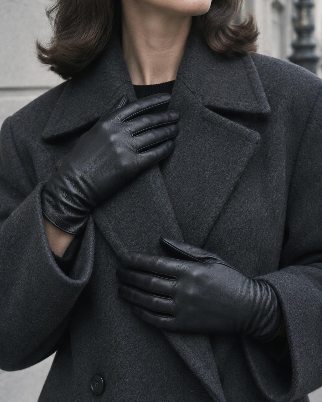 Simone Black leather gloves worn